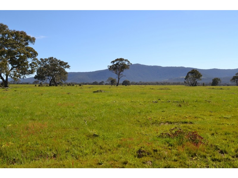 0 Peacocks Road, Buangor VIC 3375