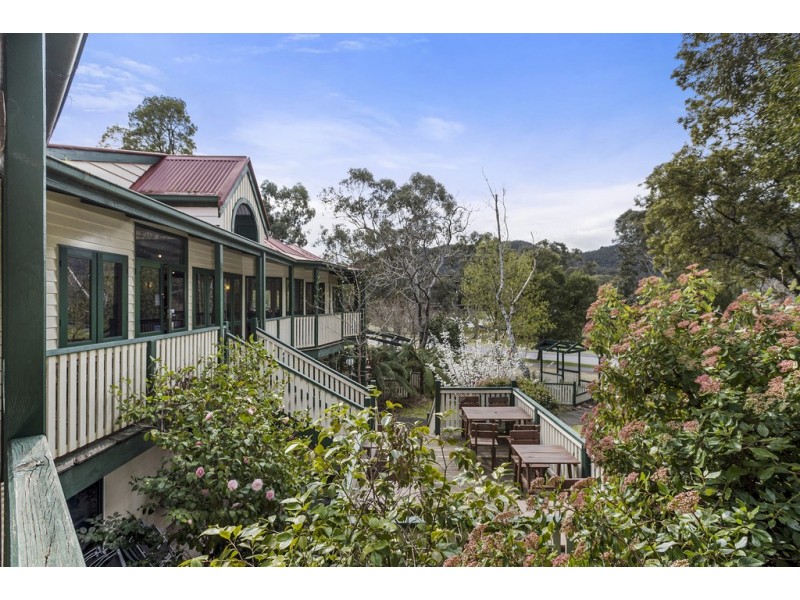124a-126a Grampians Road, Halls Gap VIC 3381