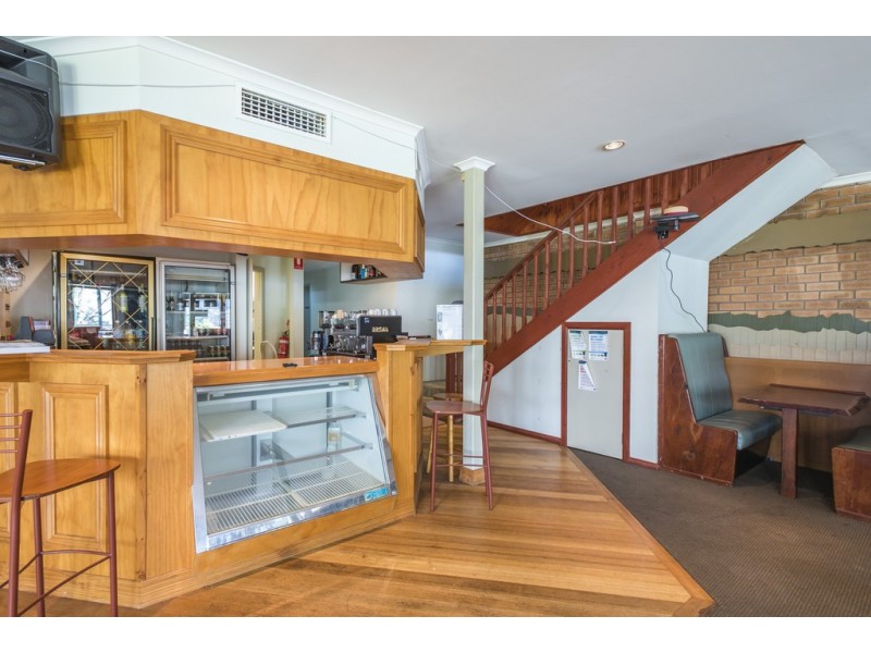 124a-126a Grampians Road, Halls Gap VIC 3381