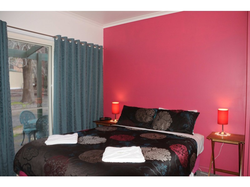 124a-126a Grampians Road, Halls Gap VIC 3381