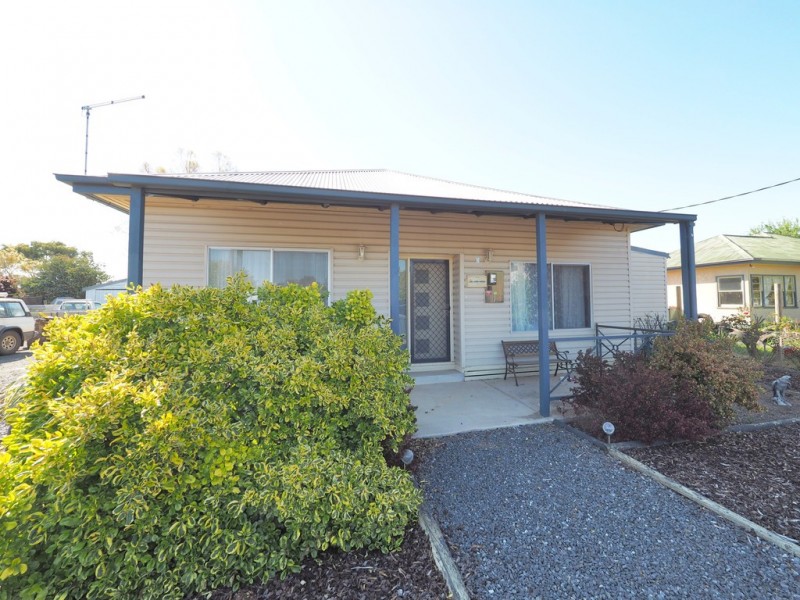 2 Walkerville Street, Willaura VIC 3379