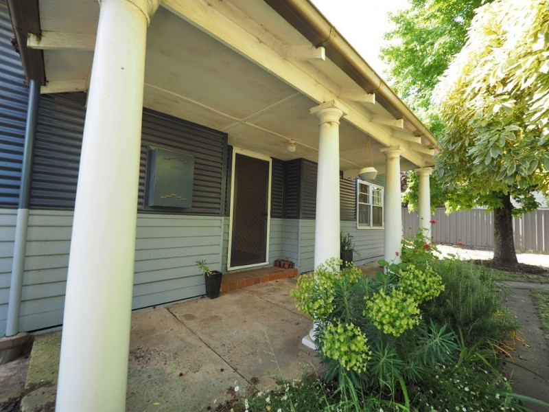 10 Port Fairy Road, Ararat VIC 3377