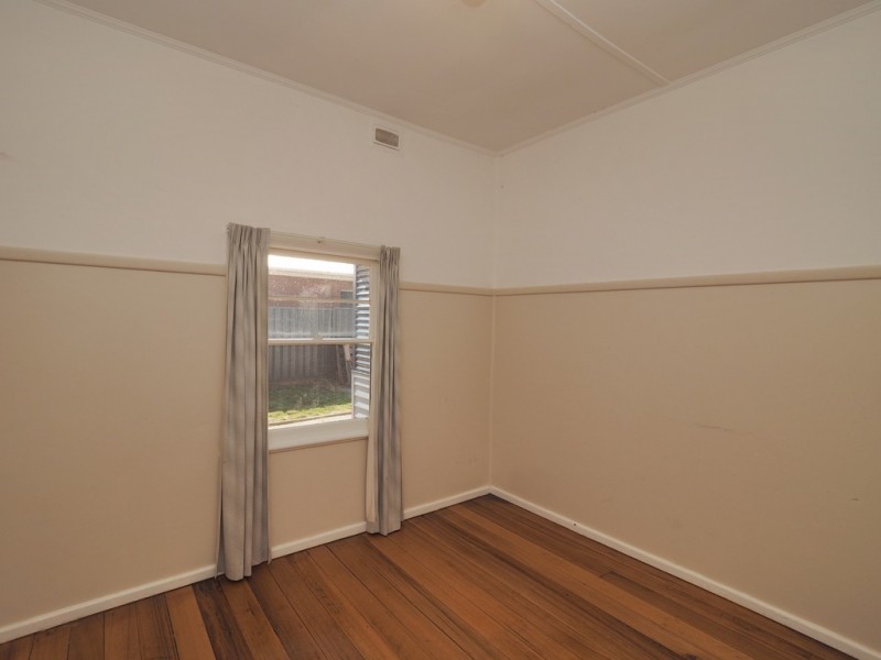 10 Port Fairy Road, Ararat VIC 3377