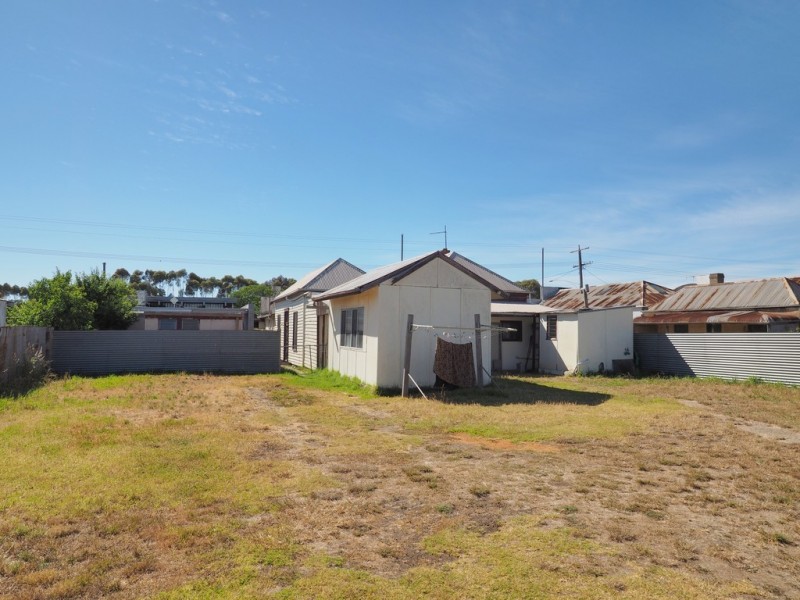 68 Main Street, Willaura VIC 3379