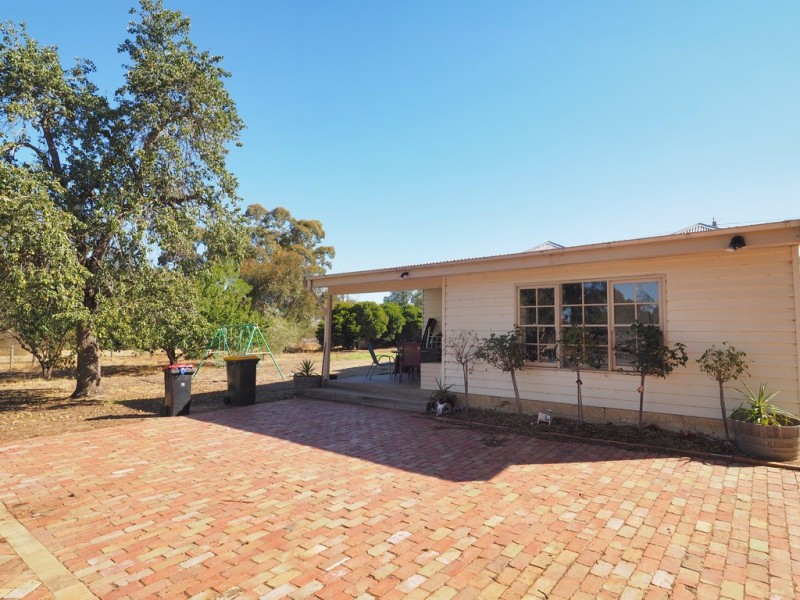 19 Burn Street, Ararat VIC 3377