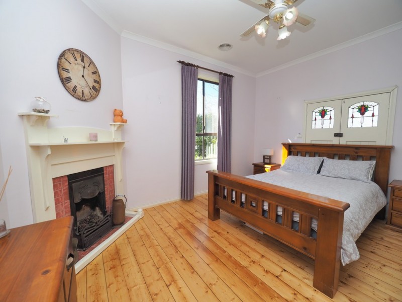 1 Barkly Street, Ararat VIC 3377