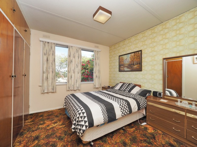 27 George Road, Ararat VIC 3377