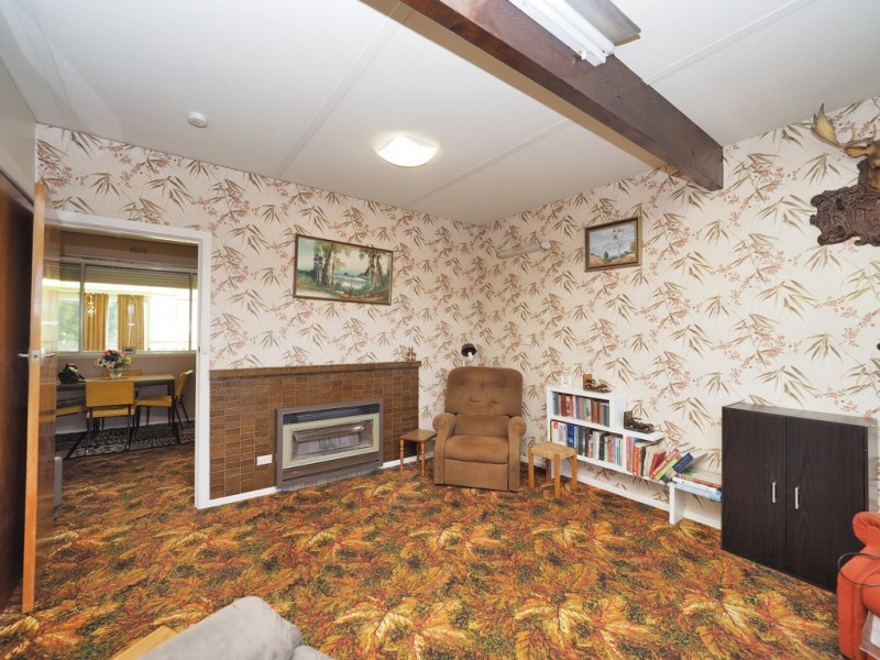 27 George Road, Ararat VIC 3377