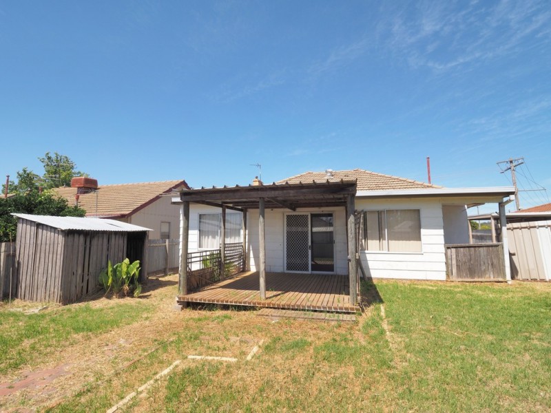 15 Marx Crescent, Ararat VIC 3377