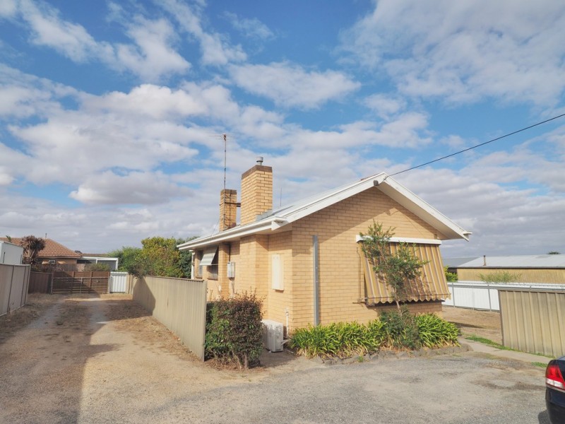 4a George Road, Ararat VIC 3377