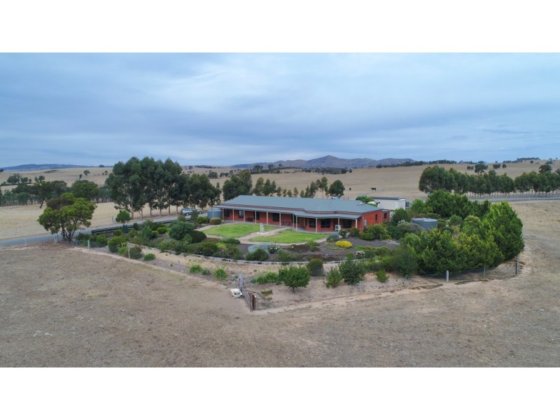 21 Banfields Road, Moyston VIC 3377