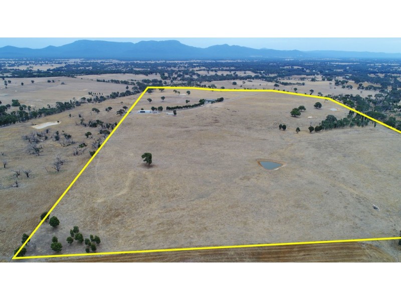 21 Banfields Road, Moyston VIC 3377