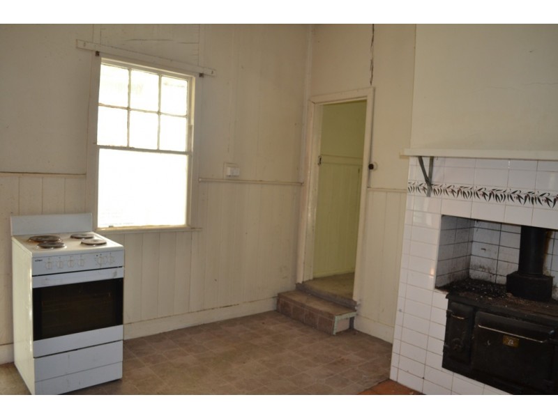 30 Rundell Street, Ararat VIC 3377