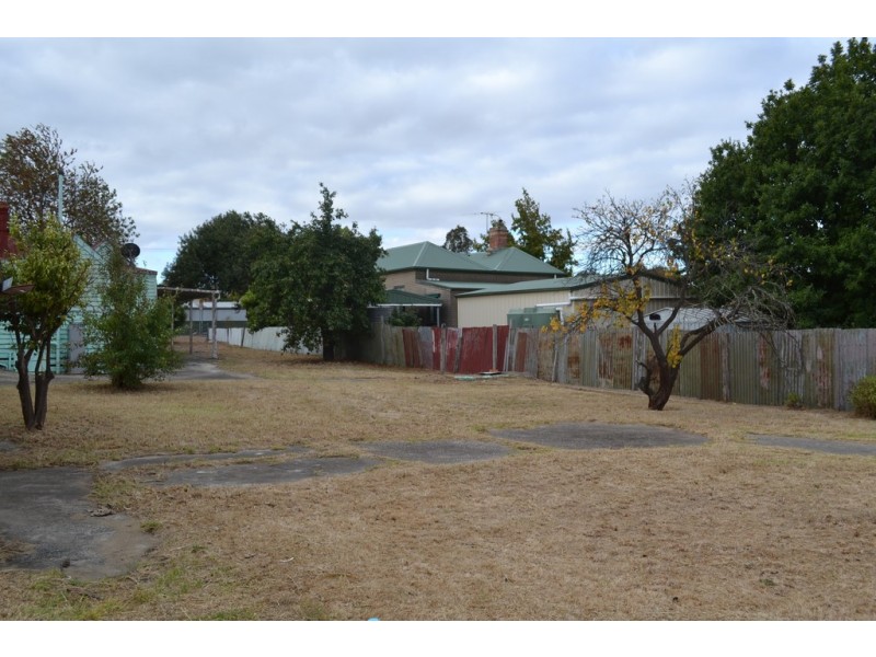 30 Rundell Street, Ararat VIC 3377