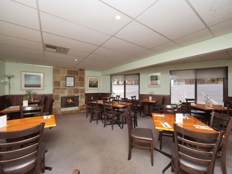 125 – 127 Grampians Road, Halls Gap VIC 3381
