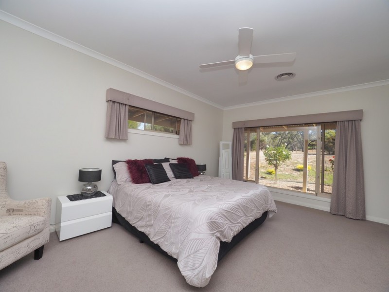 86 Picnic Road, Ararat VIC 3377