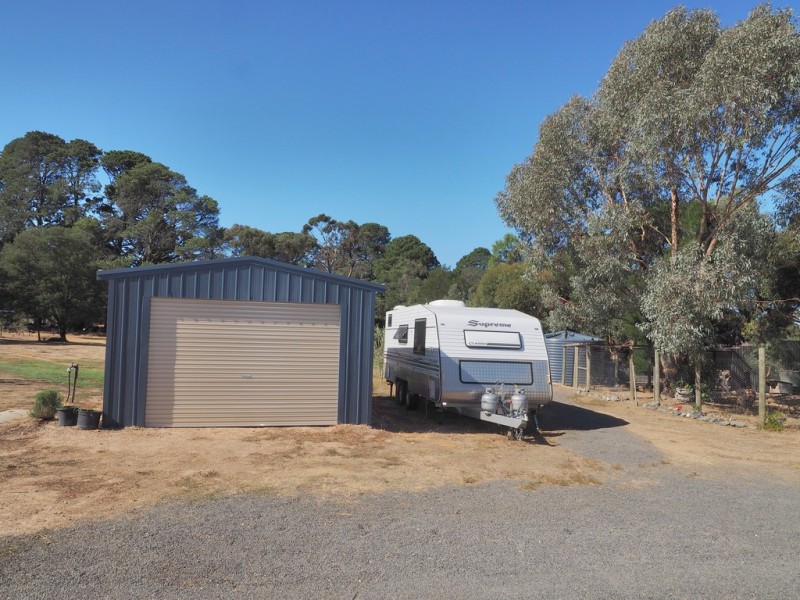 86 Picnic Road, Ararat VIC 3377