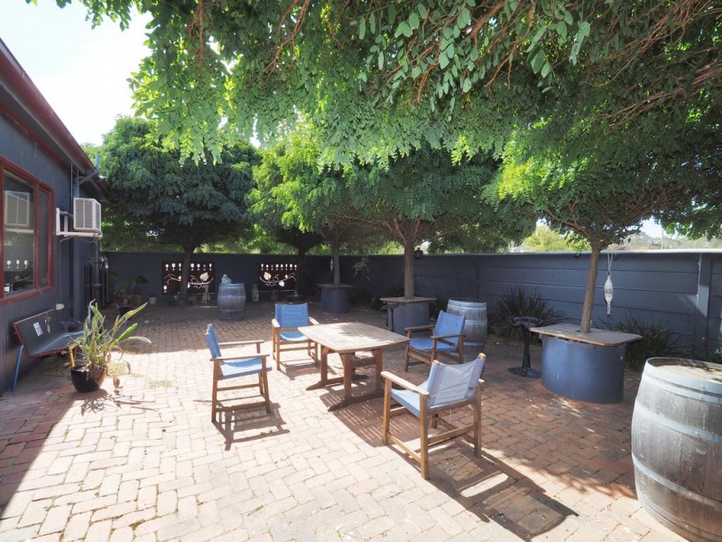 6669 Western Highway, Buangor VIC 3375