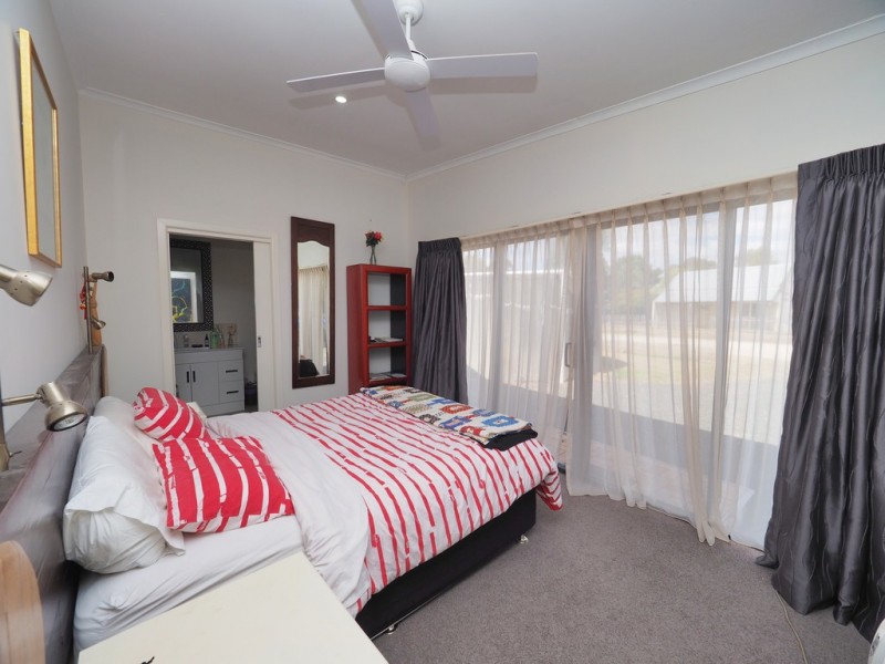 6669 Western Highway, Buangor VIC 3375