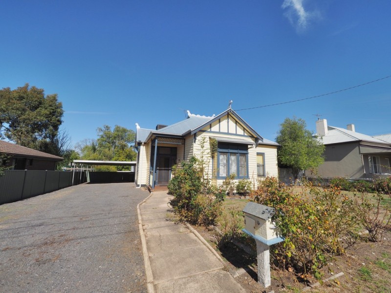 34 Benbow Street, Ararat VIC 3377