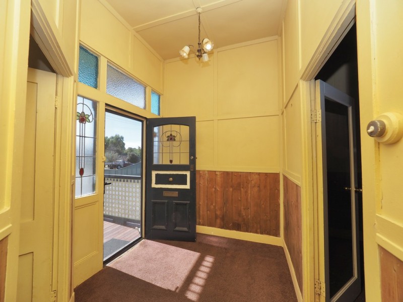 34 Benbow Street, Ararat VIC 3377