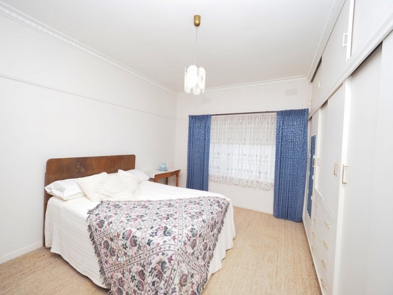 8 Clay Street, Ararat VIC 3377