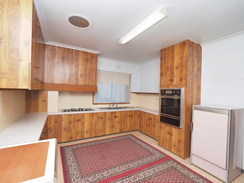 8 Clay Street, Ararat VIC 3377