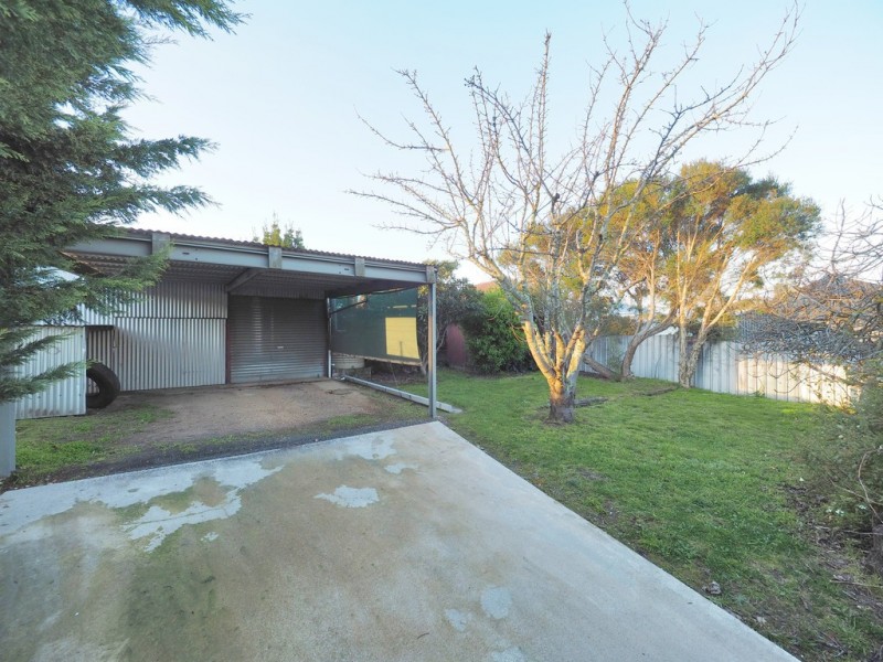 8 Clay Street, Ararat VIC 3377