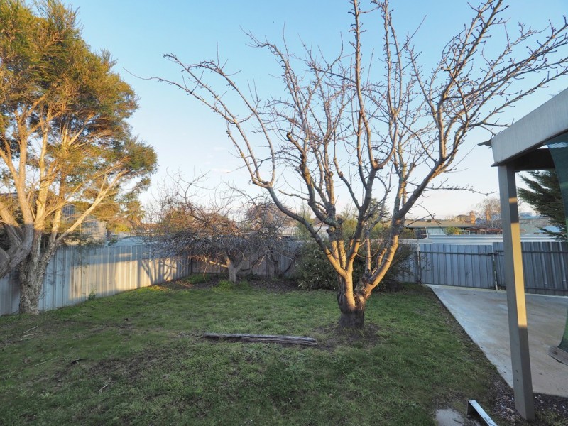 8 Clay Street, Ararat VIC 3377