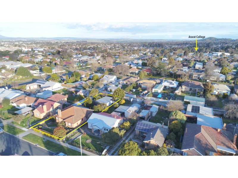 8 Clay Street, Ararat VIC 3377