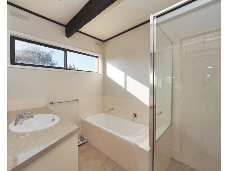 2 Mountain View Court, Ararat VIC 3377