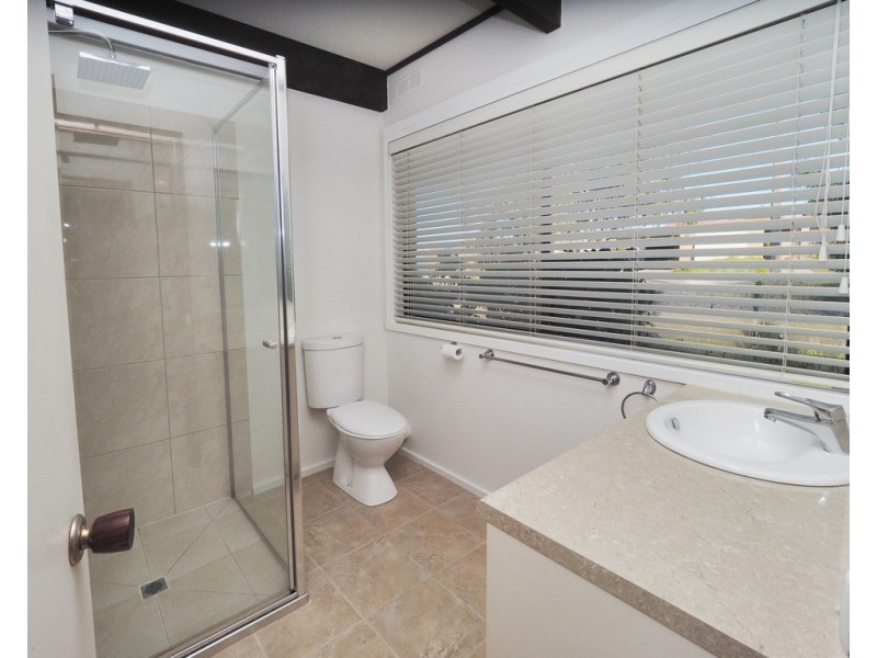 2 Mountain View Court, Ararat VIC 3377