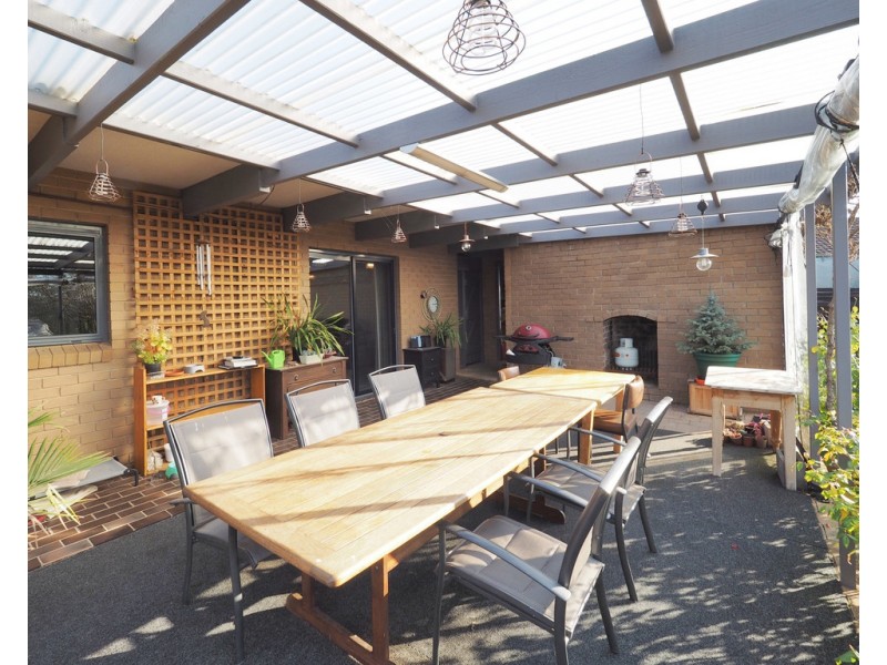 2 Mountain View Court, Ararat VIC 3377