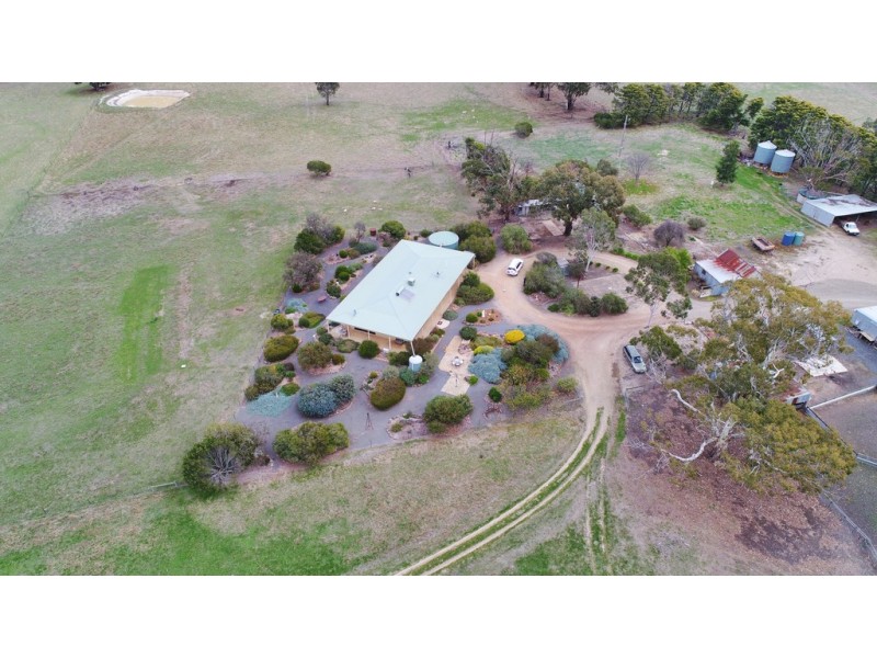 258 Gluepot Rd, Pomonal VIC 3381