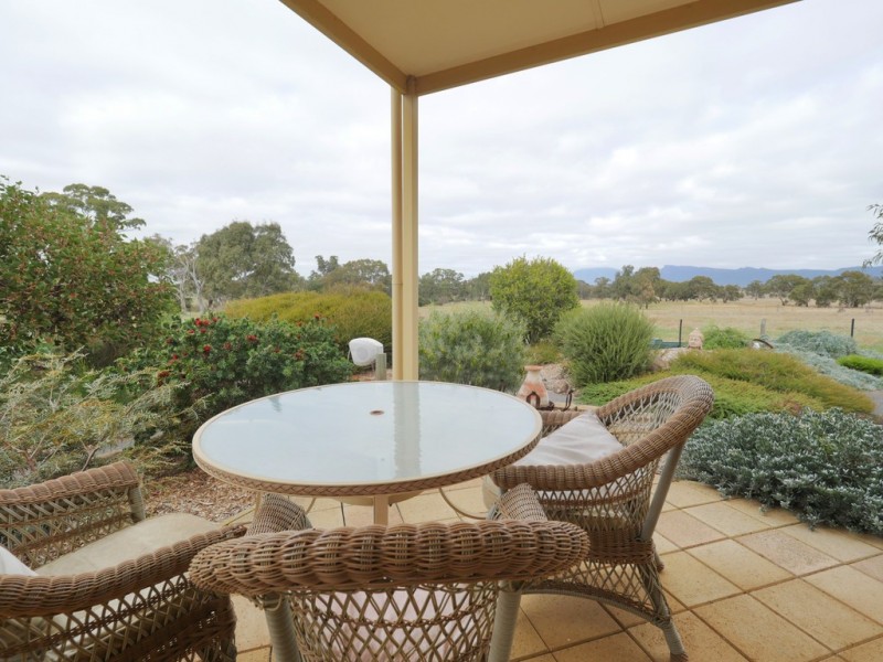258 Gluepot Rd, Pomonal VIC 3381