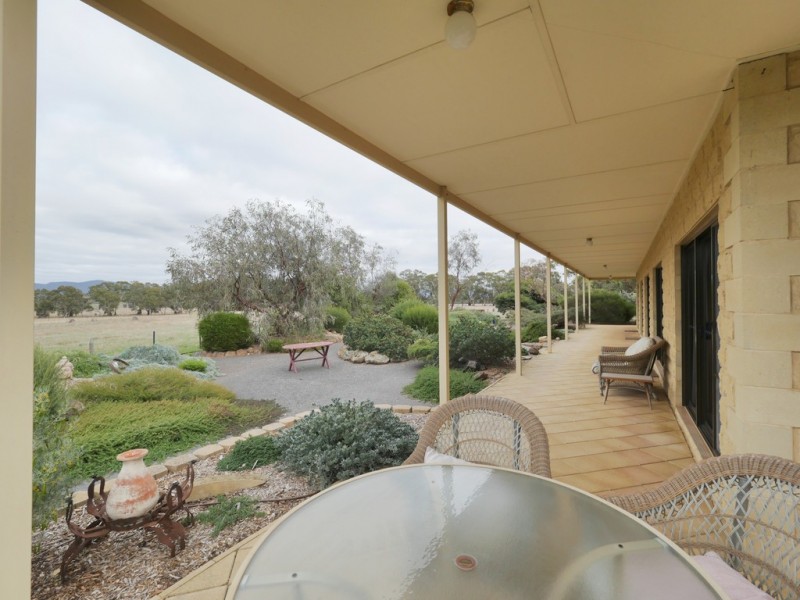 258 Gluepot Rd, Pomonal VIC 3381