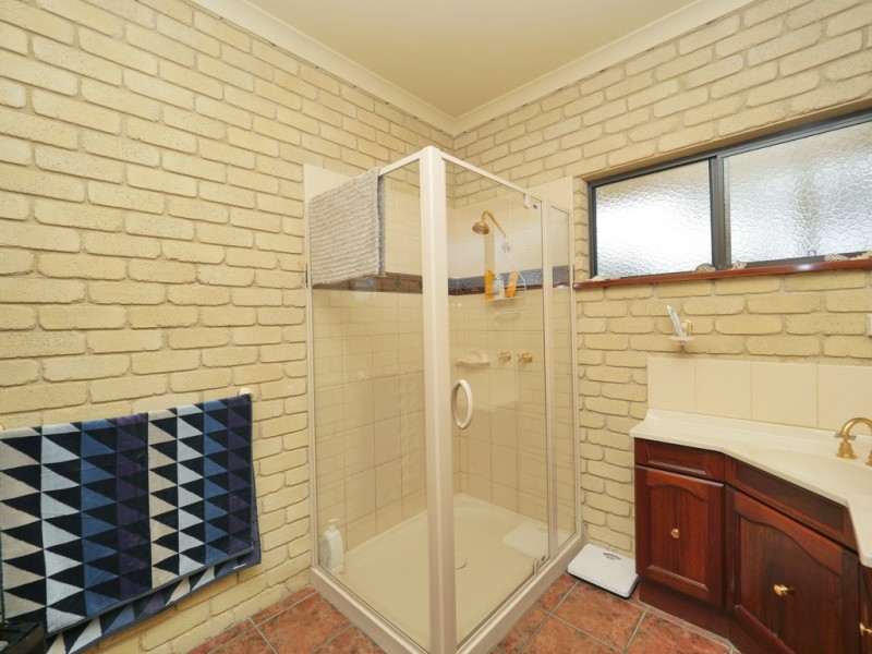 258 Gluepot Rd, Pomonal VIC 3381