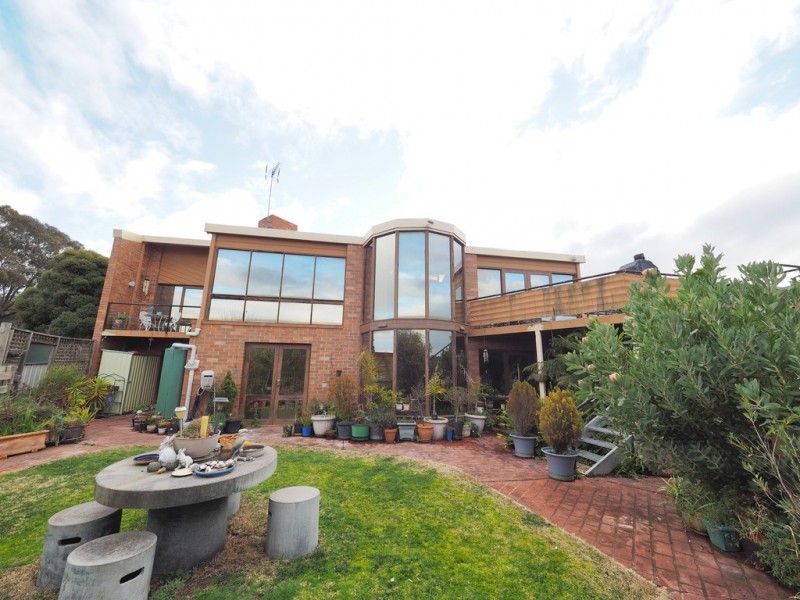 23 Brewster Road, Ararat VIC 3377