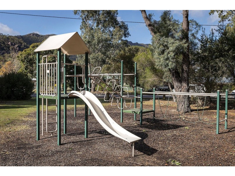 21 Heath Street, Halls Gap VIC 3381