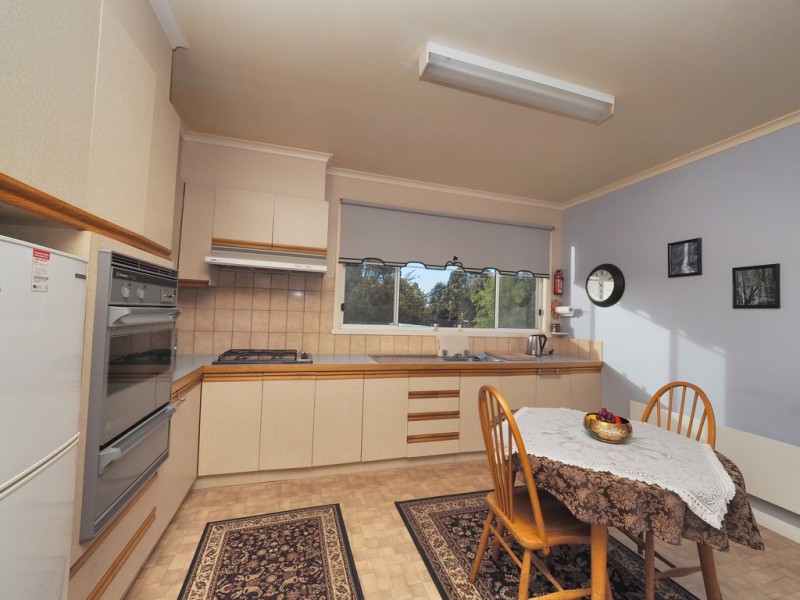 17 McLeod Street, Glenthompson VIC 3293