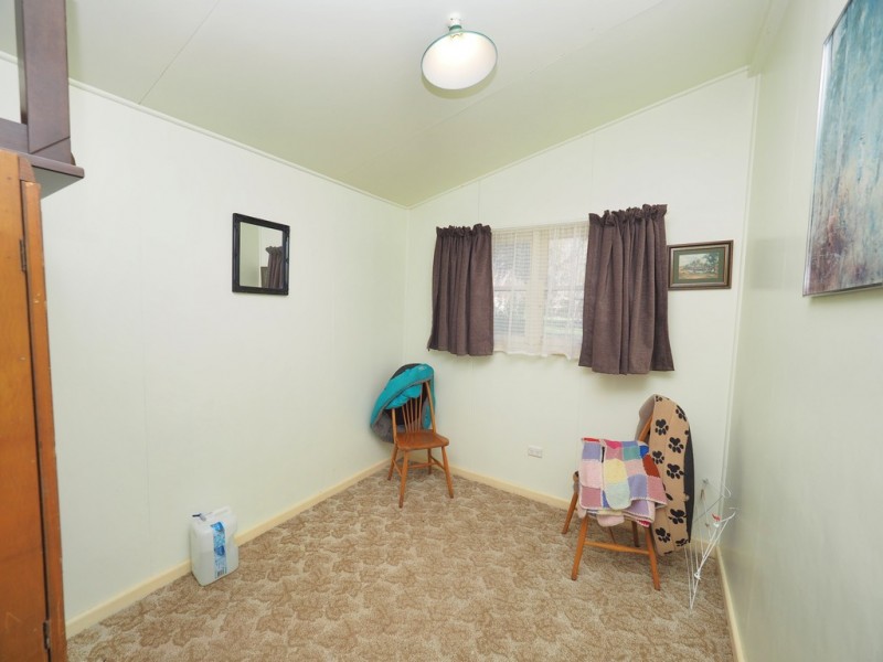 17 McLeod Street, Glenthompson VIC 3293