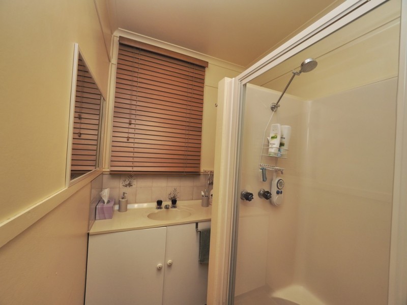 17 McLeod Street, Glenthompson VIC 3293