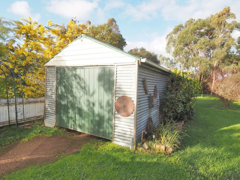 17 McLeod Street, Glenthompson VIC 3293