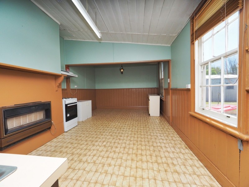 93 Moore Street, Ararat VIC 3377