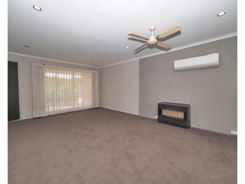 18 Ellerker Avenue, Ararat VIC 3377