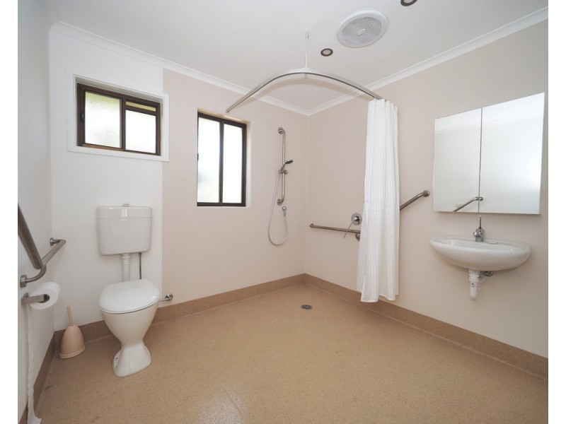 18 Ellerker Avenue, Ararat VIC 3377