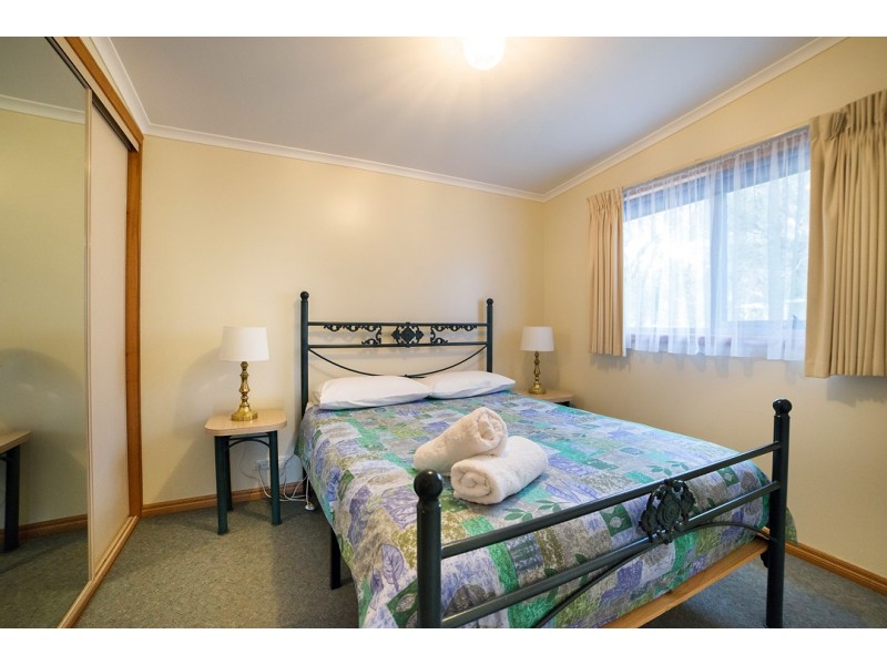 2237 Grampians Road, Halls Gap VIC 3381