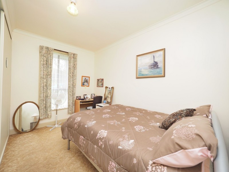 8 Bonnin Avenue, Ararat VIC 3377