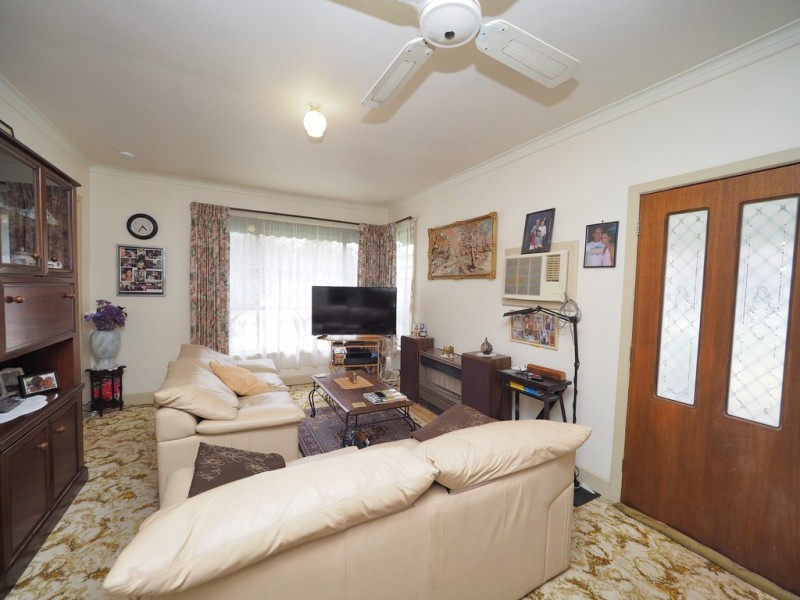 8 Bonnin Avenue, Ararat VIC 3377