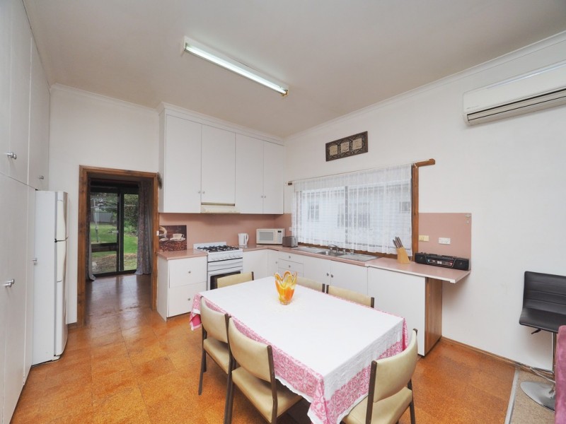 31 Station Street, Glenthompson VIC 3293